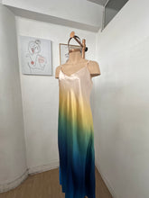 Cargar imagen en el visor de la galería, Preventa Vestido Tornasol
