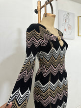 Cargar imagen en el visor de la galería, Vestido Zig Zag
