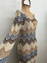 Cargar imagen en el visor de la galería, Vestido Zig Zag
