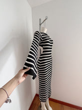 Cargar imagen en el visor de la galería, Vestido Romina
