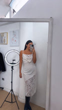 Cargar imagen en el visor de la galería, Vestido Polka encaje
